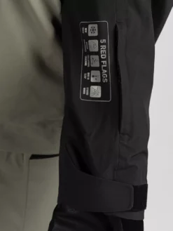 Jones Snowboards Mountain Surf Parka Jacket 16 Jones Snowboards Mountain Surf Parka Jacket -Matériel De Ski MountainSurfParkaJacket 7