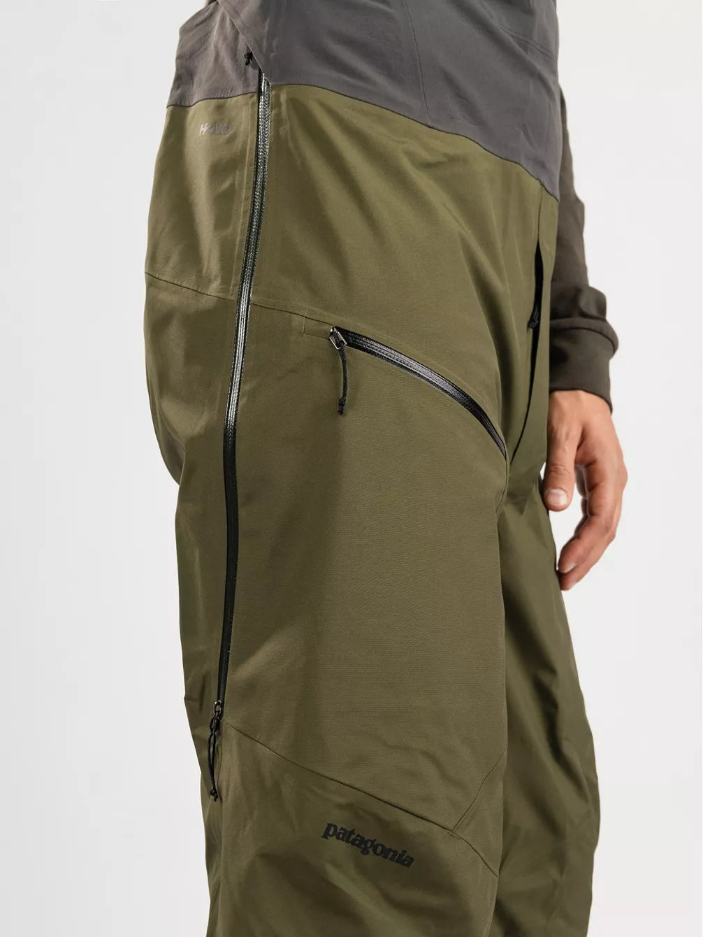 Patagonia Snowdrifter Bib Pants 7 Patagonia Snowdrifter Bib Pants – Image 5