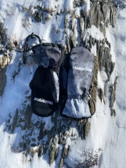 Transform The Budget Smuggler Fäustlinge 9 Transform The Budget Smuggler Fäustlinge -Matériel De Ski TheBudgetSmugglerFaeustlinge 3